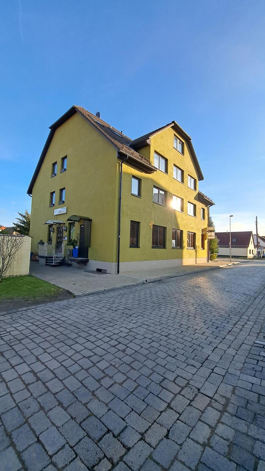 Hotel Garni Pension Zur Lutherstadt Lutherstadt Eisleben Extérieur photo