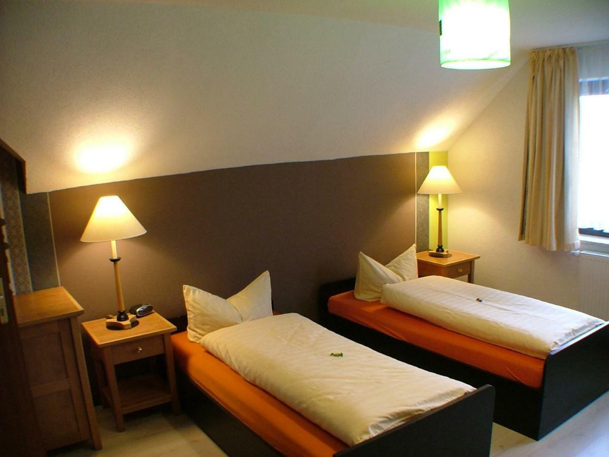 Hotel Garni Pension Zur Lutherstadt Lutherstadt Eisleben Extérieur photo