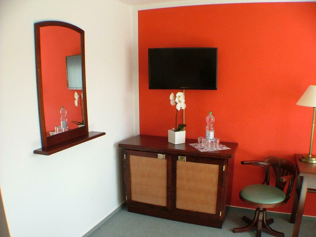 Hotel Garni Pension Zur Lutherstadt Lutherstadt Eisleben Extérieur photo